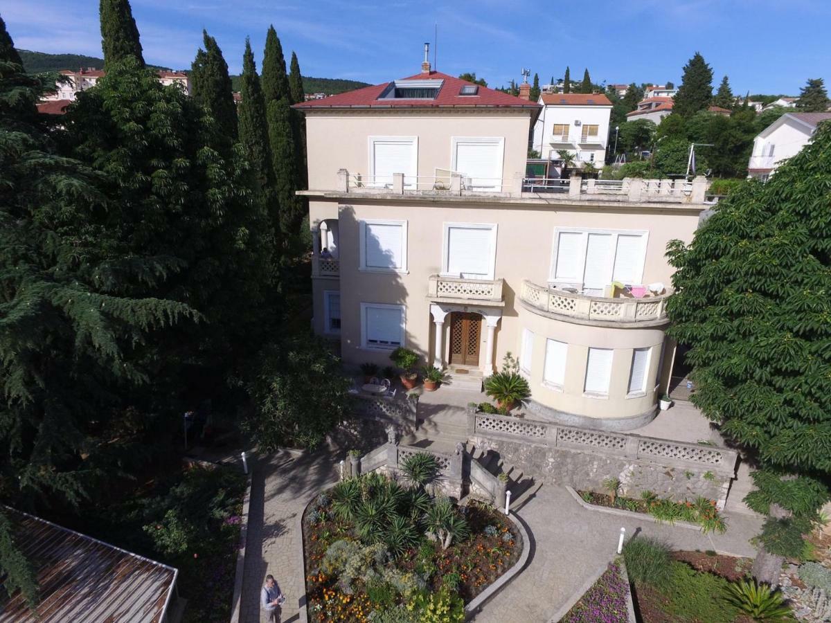 Villa Lisette Crikvenica Exterior foto