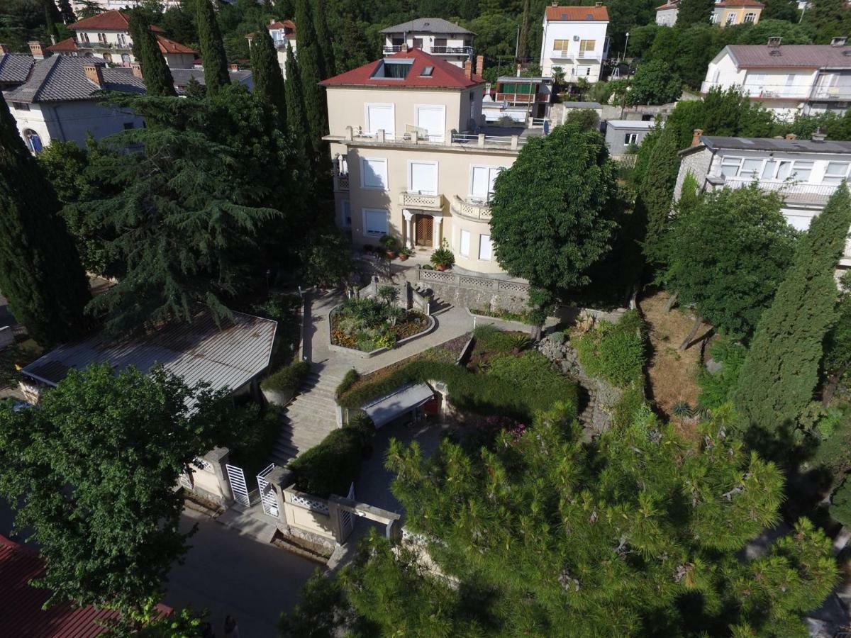 Villa Lisette Crikvenica Exterior foto